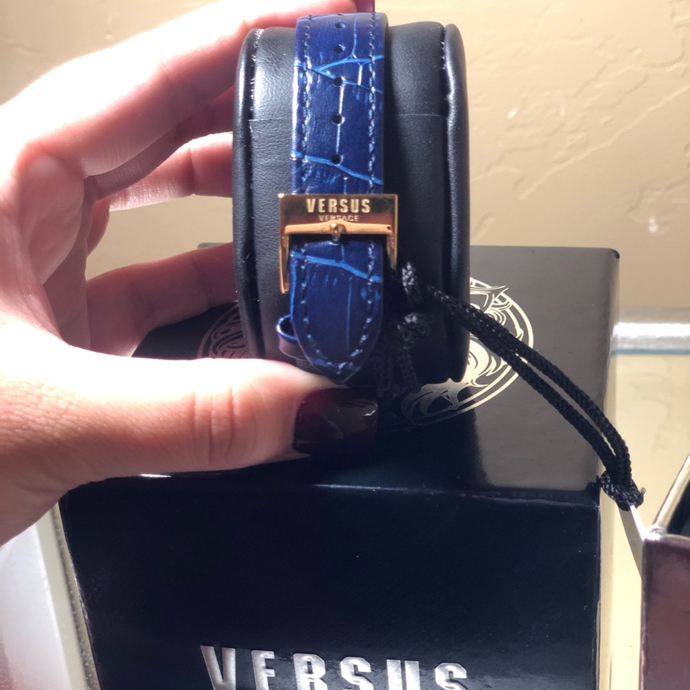 Versace Watch - Picture 4 of 4